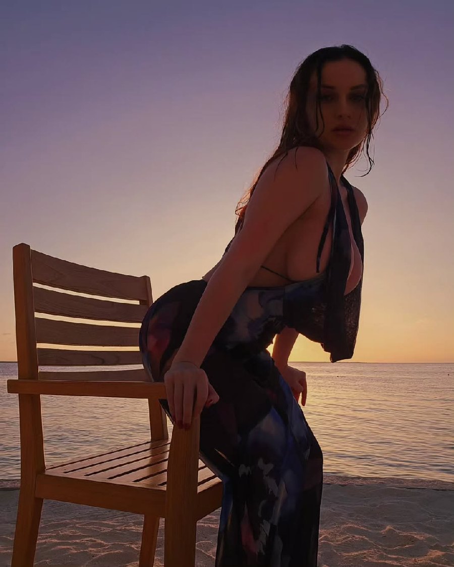 Sexy girl Miranda Faith nude in Fuxin