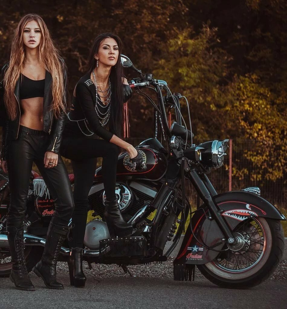 Beautiful girls and bikes in Fuxin