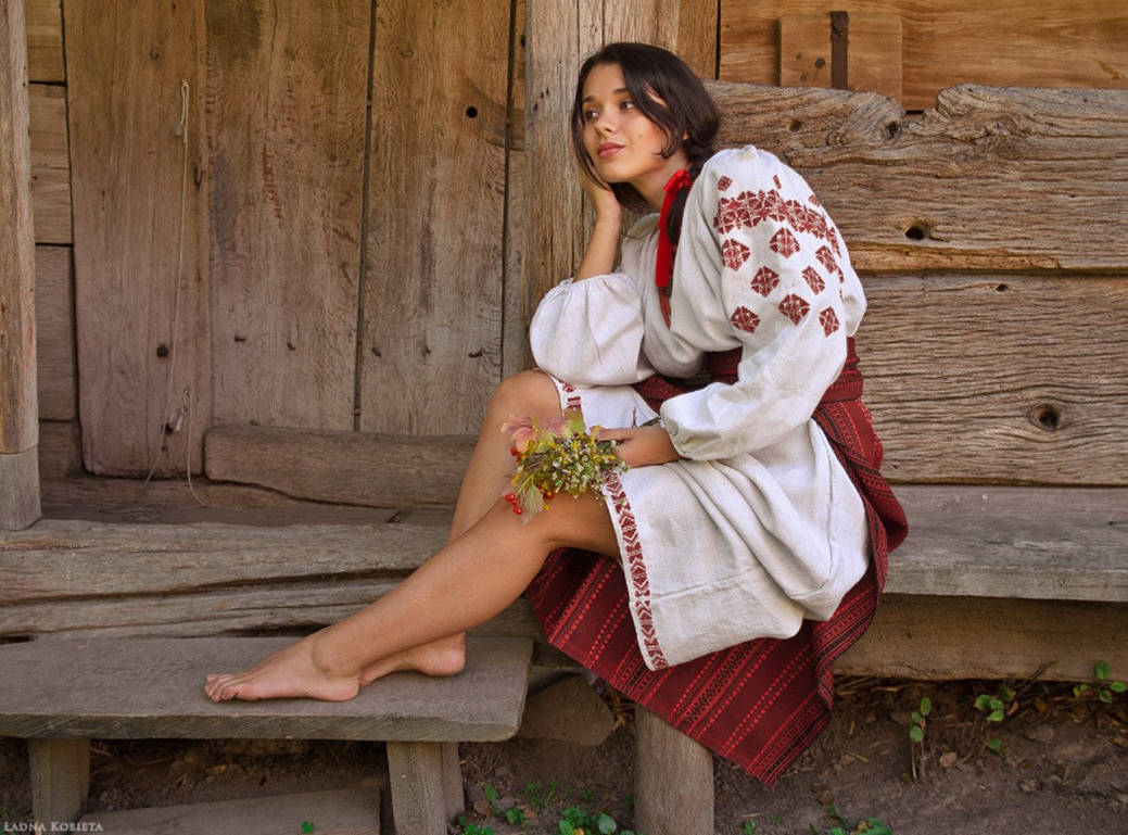 Women in Slavic costumes in Fuxin