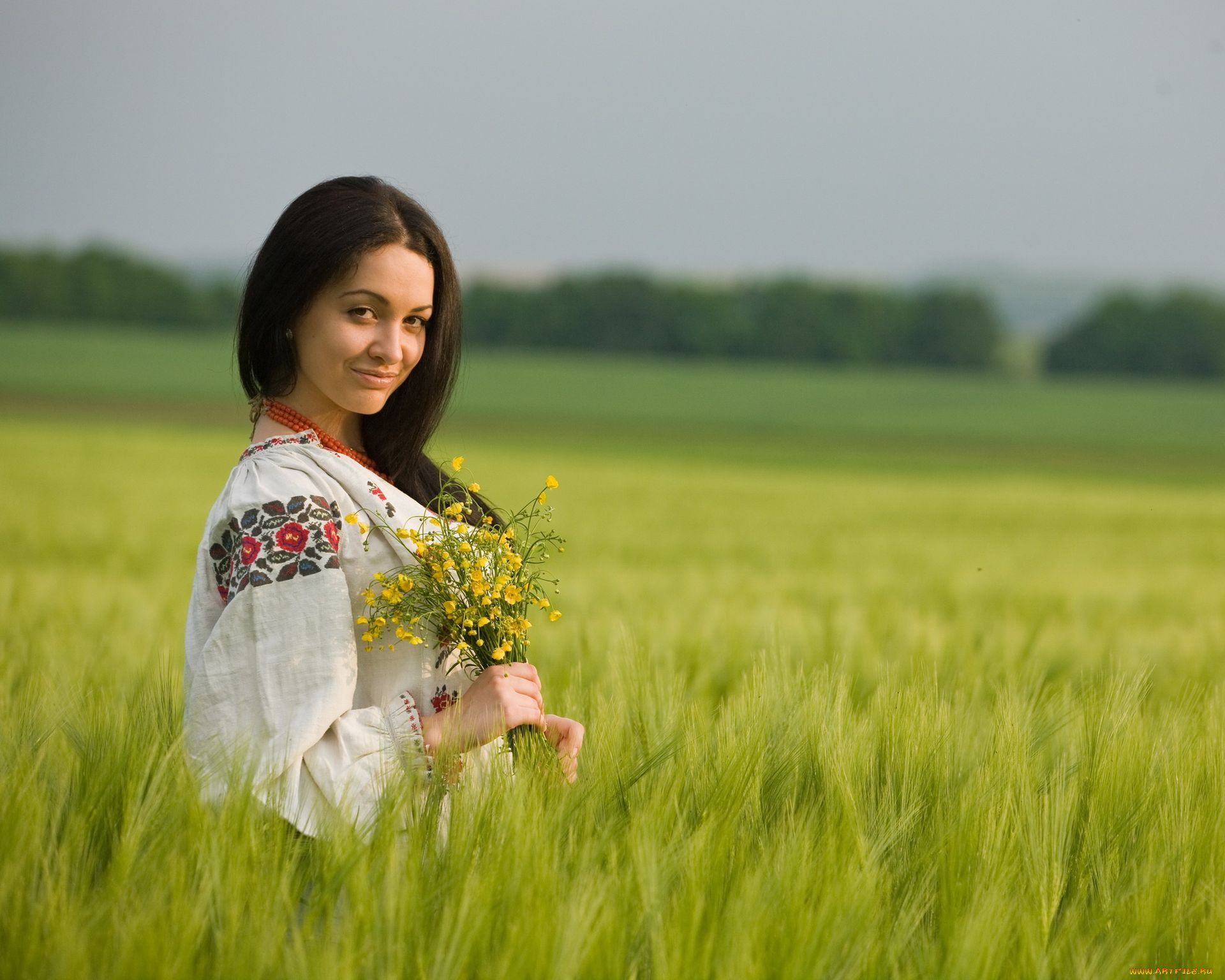 Women in Slavic costumes in Fuxin