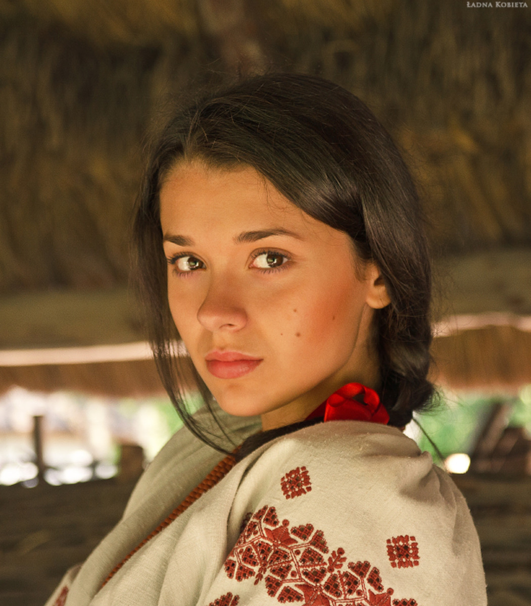 Girls in Slavic costumes in Fuxin
