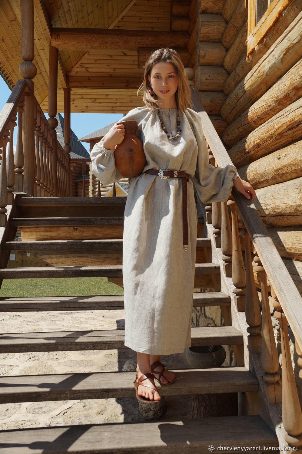 Girls in Slavic costumes in Fuxin